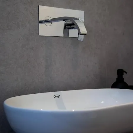 Apartamento Modern And Stylish Flat Next To Metro Roma