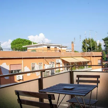 Modern And Stylish Flat Next To Metro Apartamento *